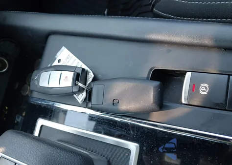 2024 Mitsubishi Outlander Es 2.5 S-Awc z USA, uszkodzony, nr VIN JA4J4UA80RZ072176